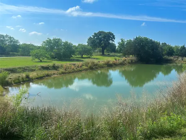 2200 Tipps Road, Cross Roads, TX 76227