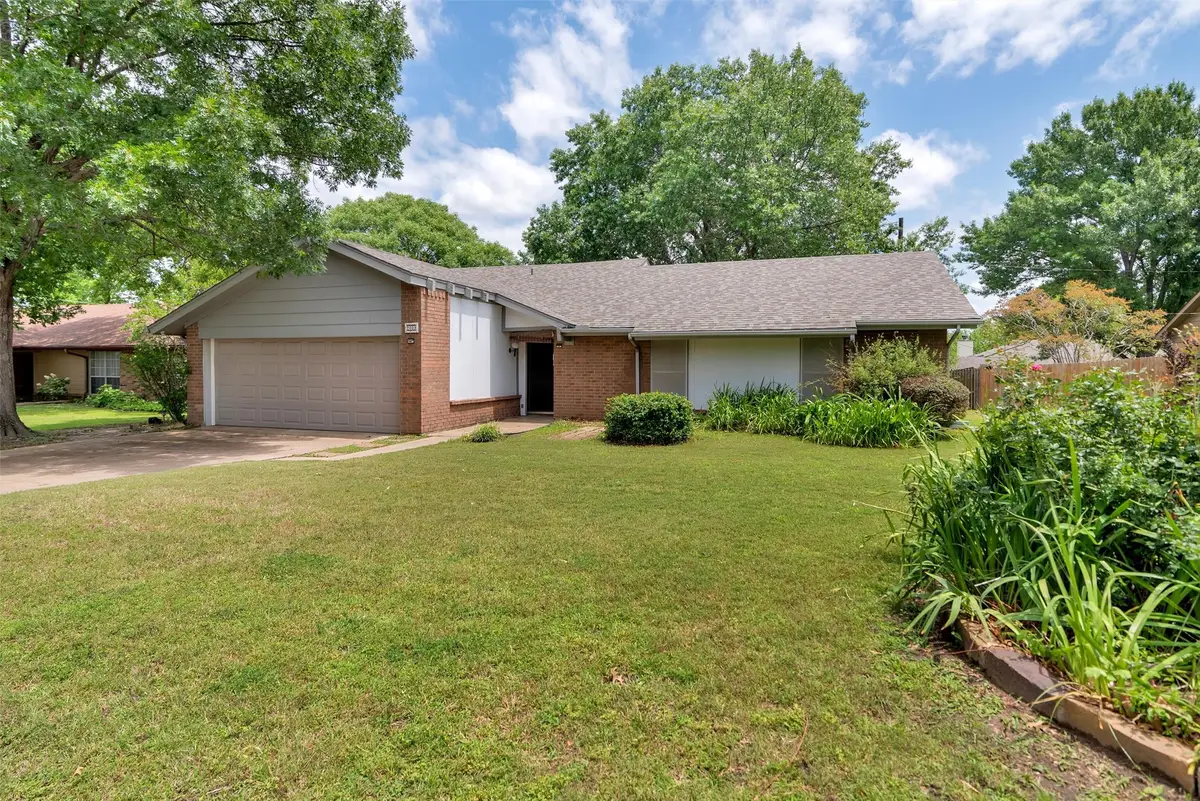 2009 Oak Creek Drive, Sherman, TX 75092 - #1