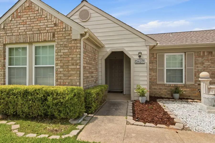 2627 Bayberry Lane, Euless, TX 76039 - #2