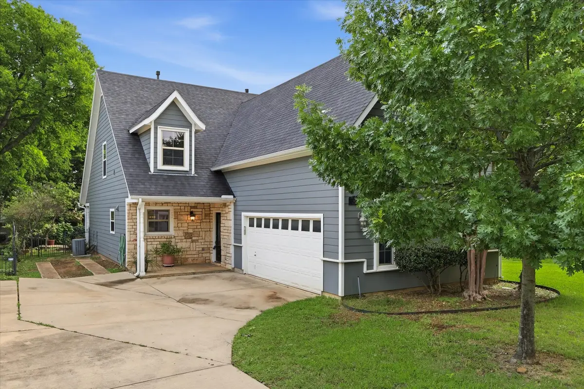 413 Collins Street, Argyle, TX 76226 - #1