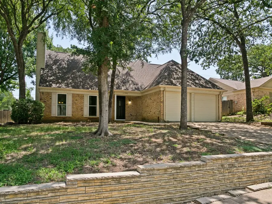 1706 Acorn Drive, Euless, TX 76039 - #2