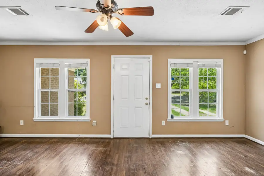 3228 E Perryton Drive, Dallas, TX 75224 - #2