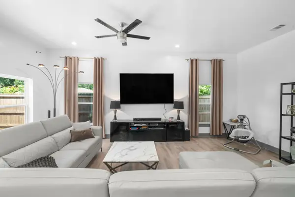3904 Atlanta Street, Dallas, TX 75215