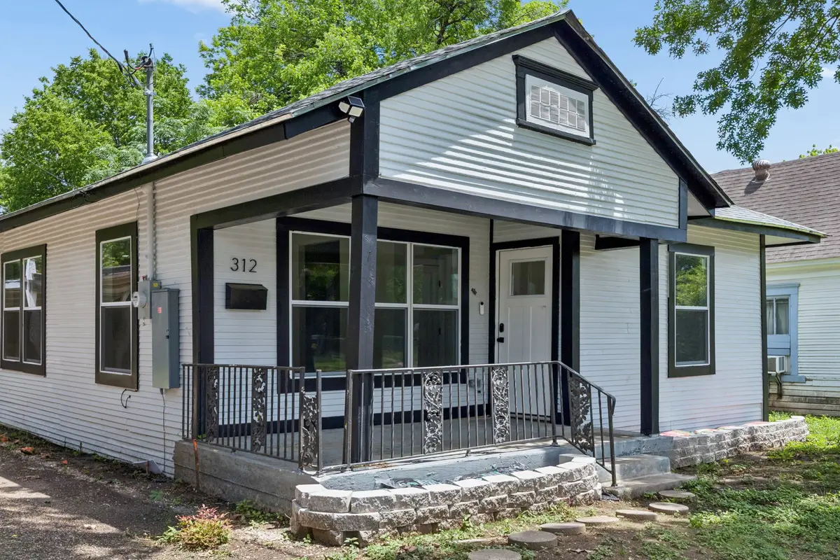 312 Leads Street, Dallas, TX 75203 - #1