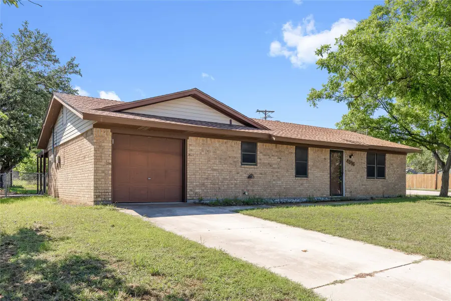 4316 Mimosa Drive, Brownwood, TX 76801 - #2