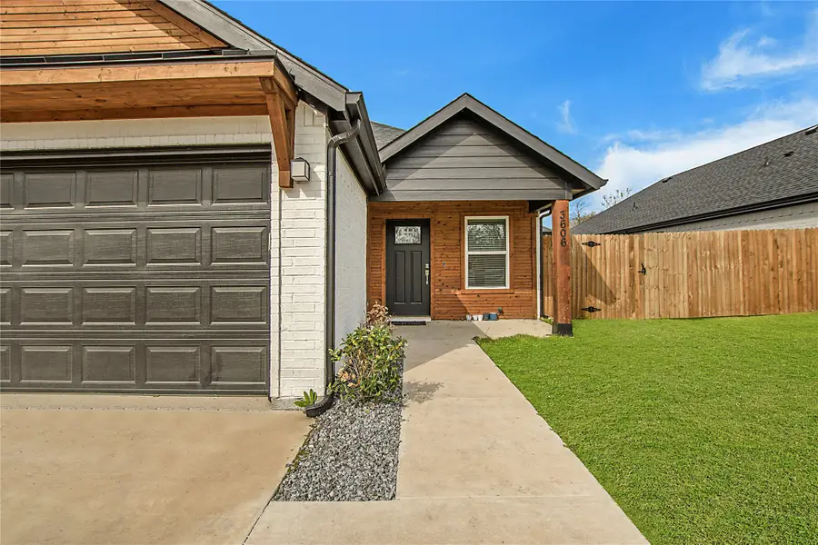 3606 Sayle Street, Greenville, TX 75401 - #2