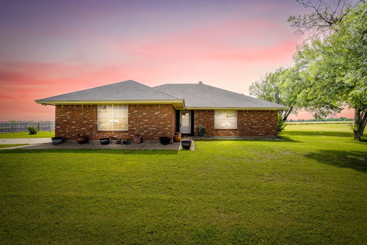 2516 County Road 415, Coyote Flats, TX 76031 - #1