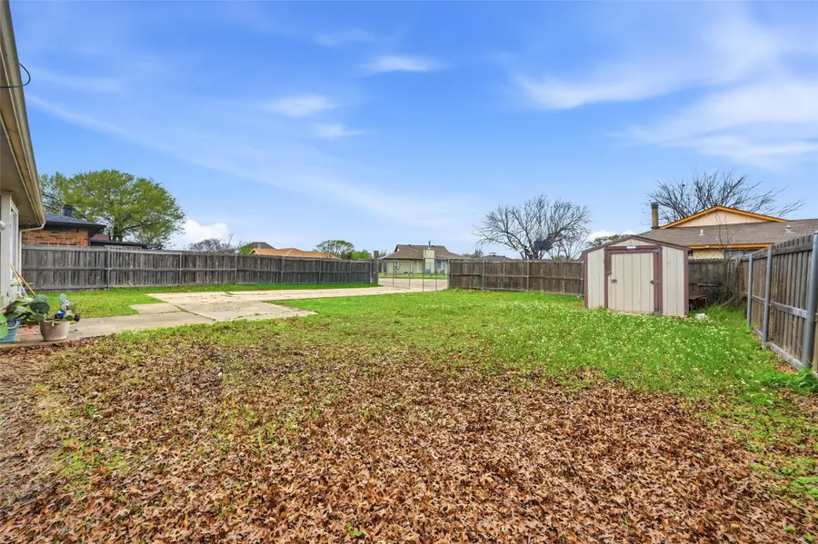 905 Brookhaven Drive, Lancaster, TX 75134 - #3