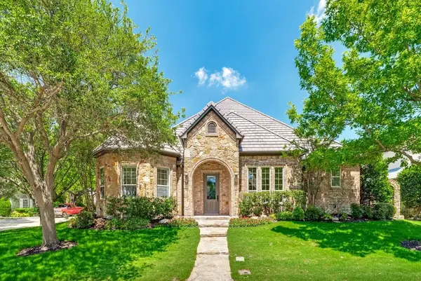 6705 Medinah Drive, Fort Worth, TX 76132