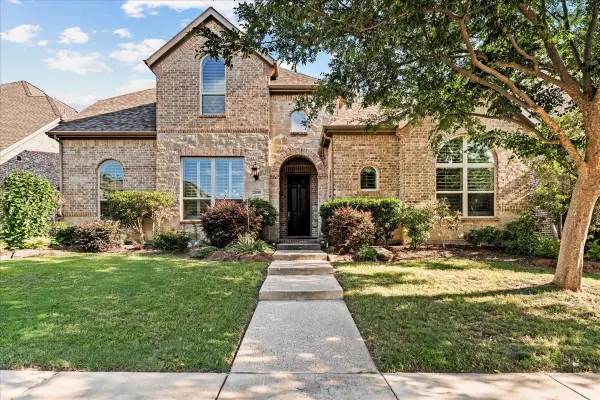 2800 Damsel Madison Lane, Lewisville, TX 75056