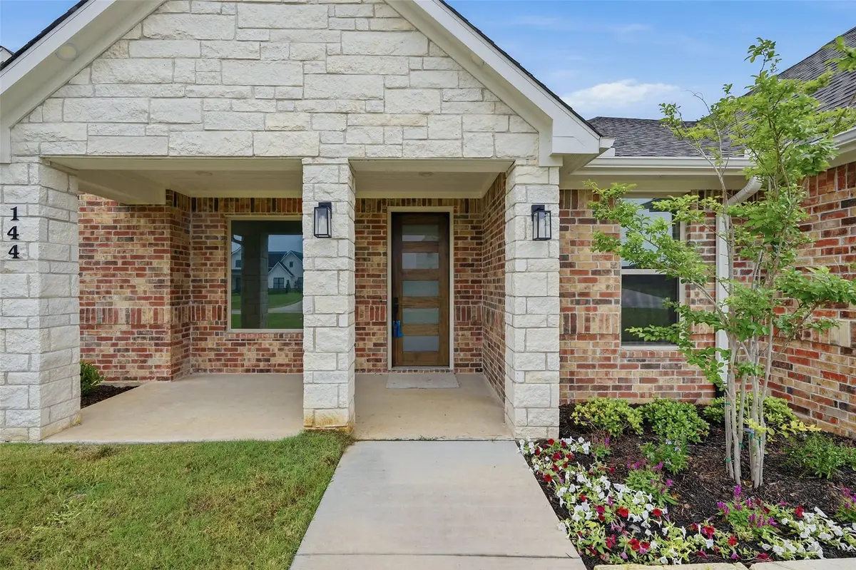 144 Shawnee Trail, Pottsboro, TX 75076 - #1