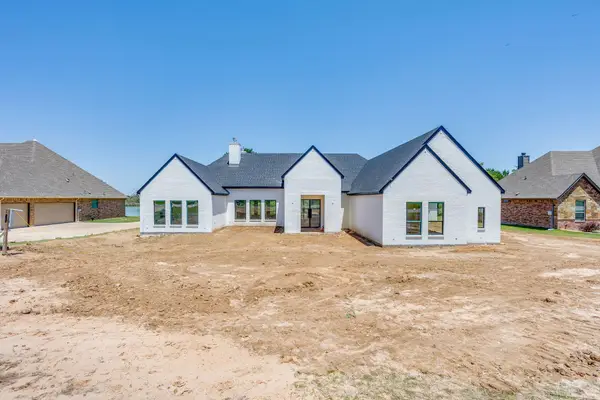 129 Lakeside Drive, Lipan, TX 76462