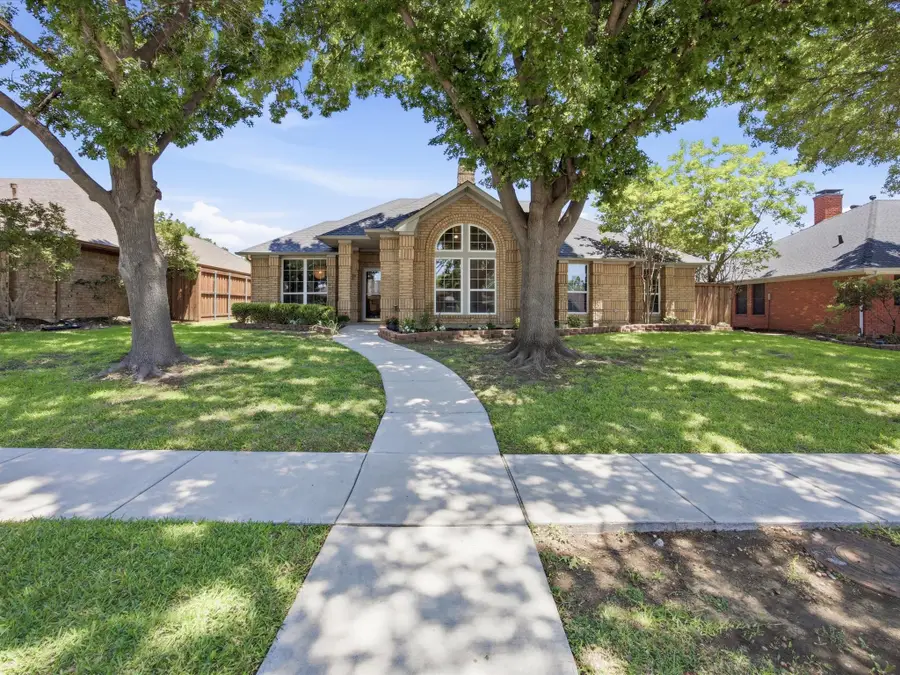 3202 Luallen Drive, Carrollton, TX 75007 - #3
