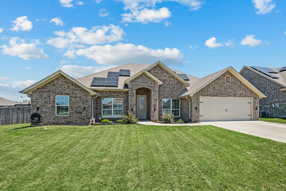 3201 White Horse Drive, Granbury, TX 76049 - #1