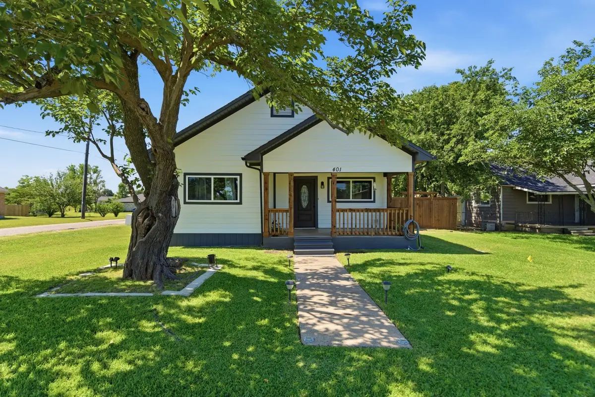 401 W Mesquite Street, Gunter, TX 75058 - #1