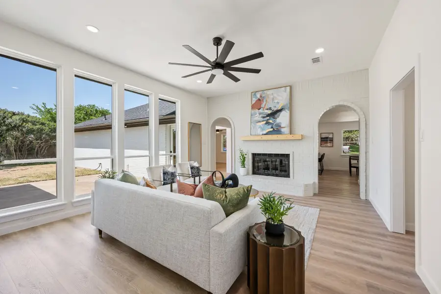 425 Marseille Drive, Hurst, TX 76054 - #2