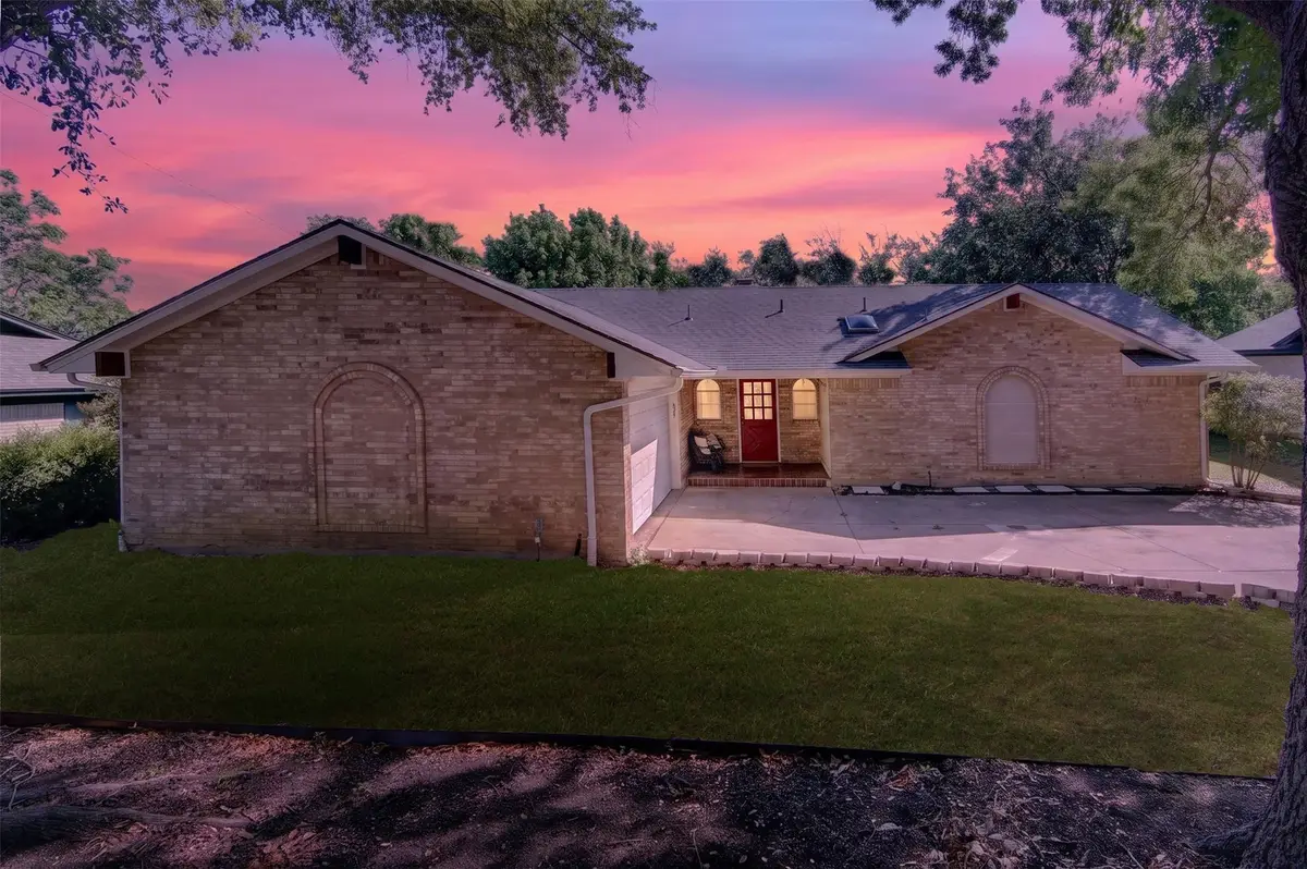 5322 Westminster Court S, Fort Worth, TX 76133 - #1