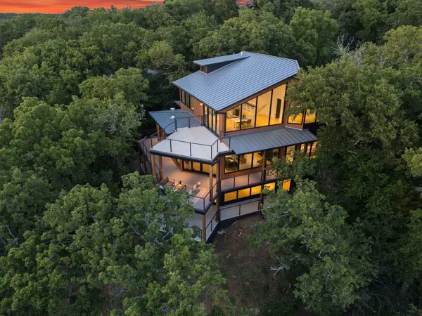 1009 Fox Hollow Lane, Oak Point, TX 75068