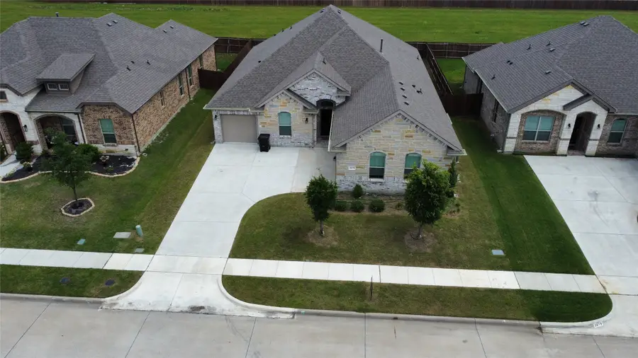 3615 Rolling Meadows Drive, Midlothian, TX 76065 - #2