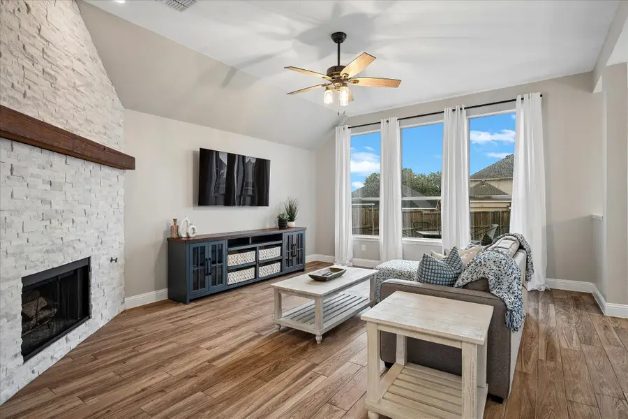 4404 Highridge Drive, The Colony, TX 75056 - #2