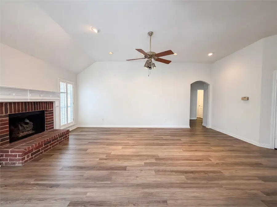 2817 Ingram Drive, Grand Prairie, TX 75052 - #3