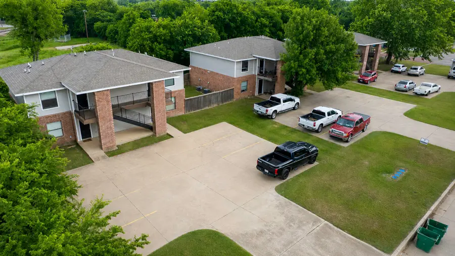 852 W Vanderbilt, Stephenville, TX 76401 - #2