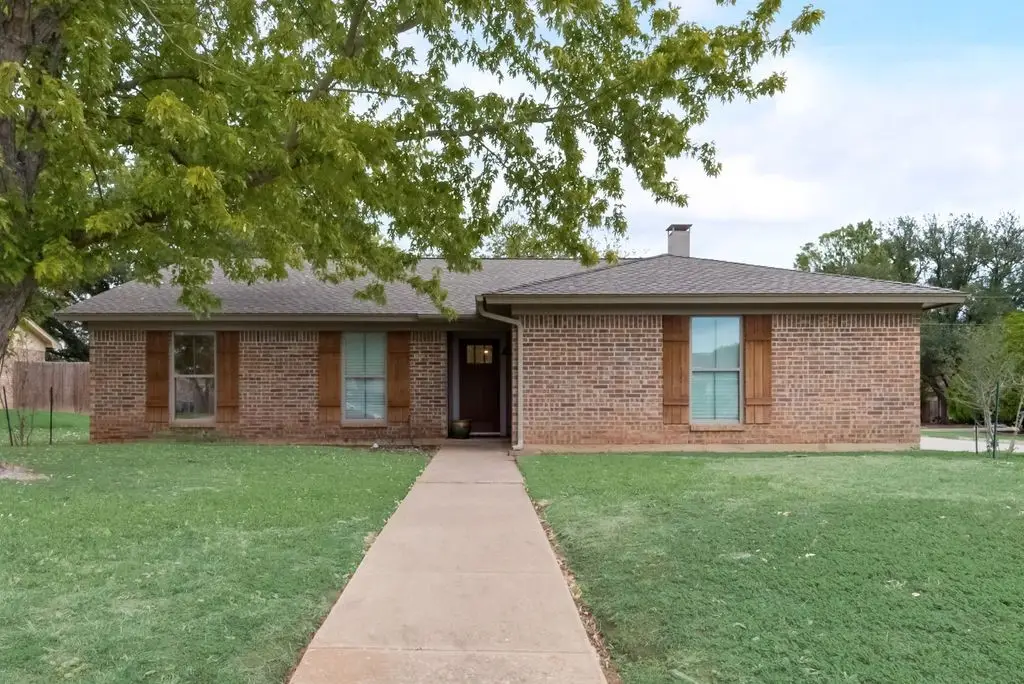 1225 Augusta Road, Benbrook, TX 76126 - #1