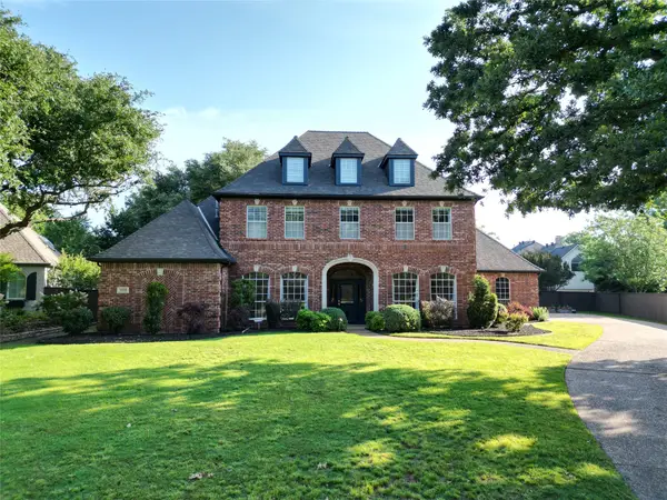 1020 Highland Oaks Drive, Southlake, TX 76092