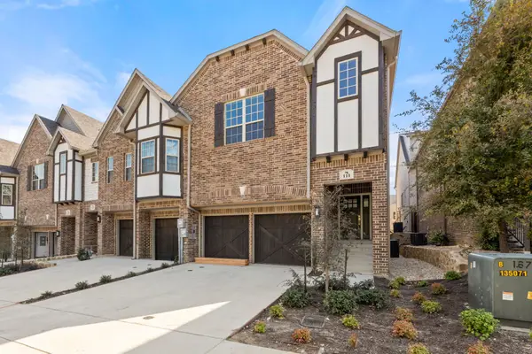 111 Kensington Drive, Lewisville, TX 75067