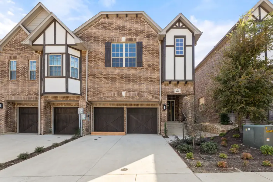 111 Kensington Drive, Lewisville, TX 75067 - #2
