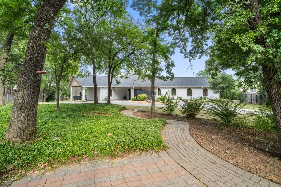 8542 Meadowbrook Drive, Fort Worth, TX 76120 - #3