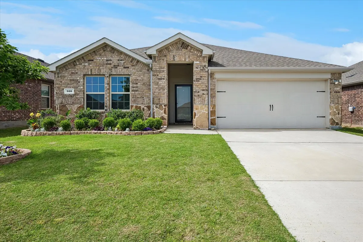 936 Glover Drive, Aubrey, TX 76227 - #1