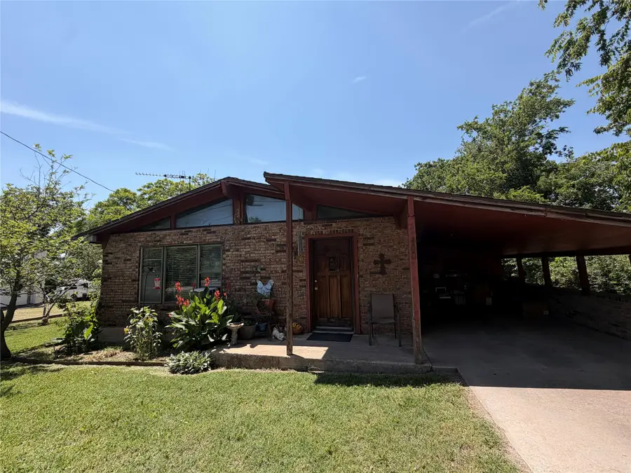400 N Bean Street, Howe, TX 75459 - #2