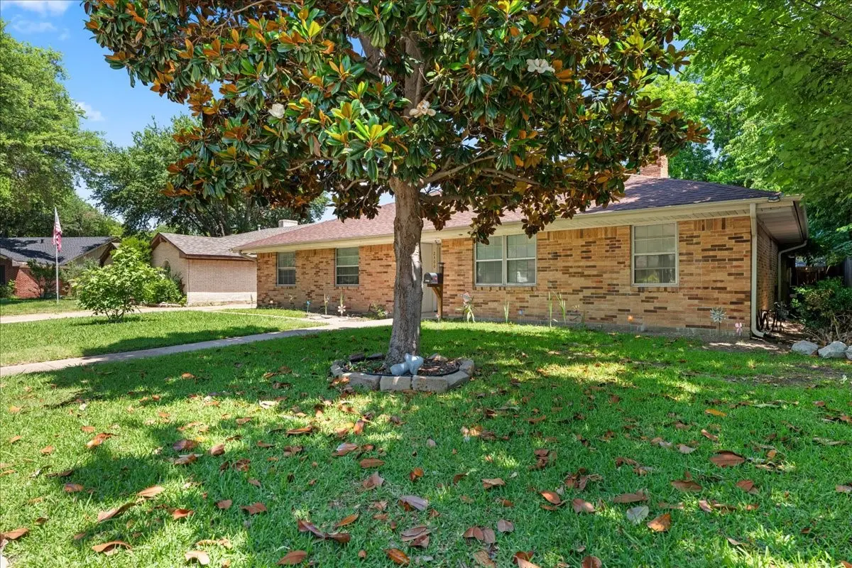 2400 Douglas Avenue, Irving, TX 75062 - #1