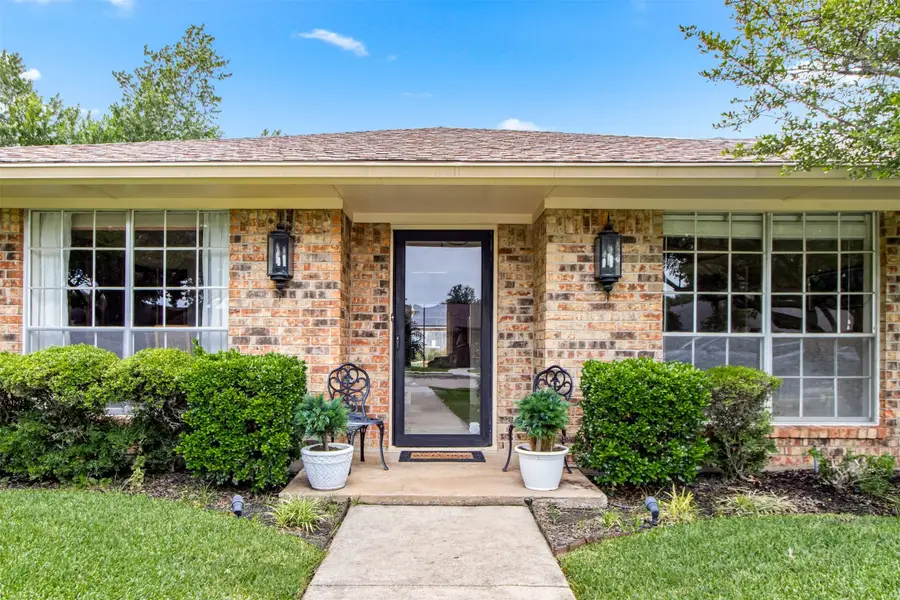 3301 Canterbury Drive, Plano, TX 75075 - #3