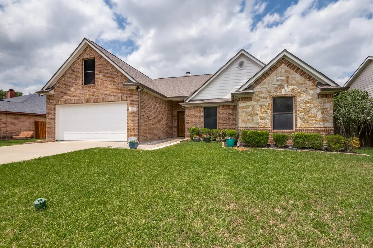 112 Hamblen Boulevard, Palmer, TX 75152 - #1