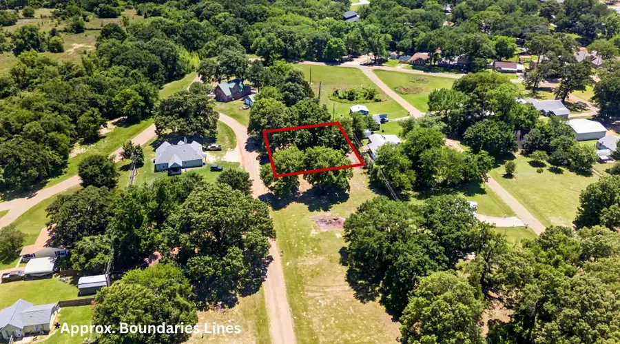 114 Crestwood Drive, Mabank, TX 75156 - #2
