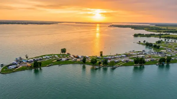 2023 Pelican Isle Drive, Kerens, TX 75144