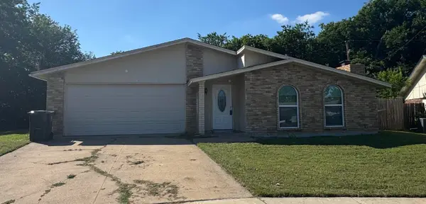 3401 Shea Court, Arlington, TX 76014