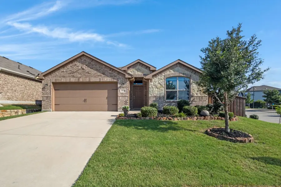 11705 Silver Queen Drive, Aubrey, TX 76227 - #2