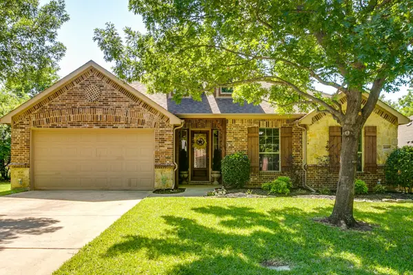 4609 Walnut Street, Flower Mound, TX 75028