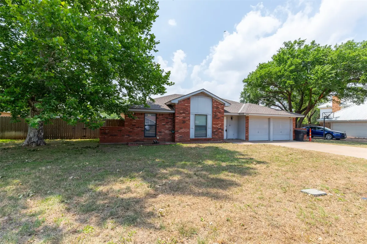 6334 Ryan Circle, Abilene, TX 79606 - #1
