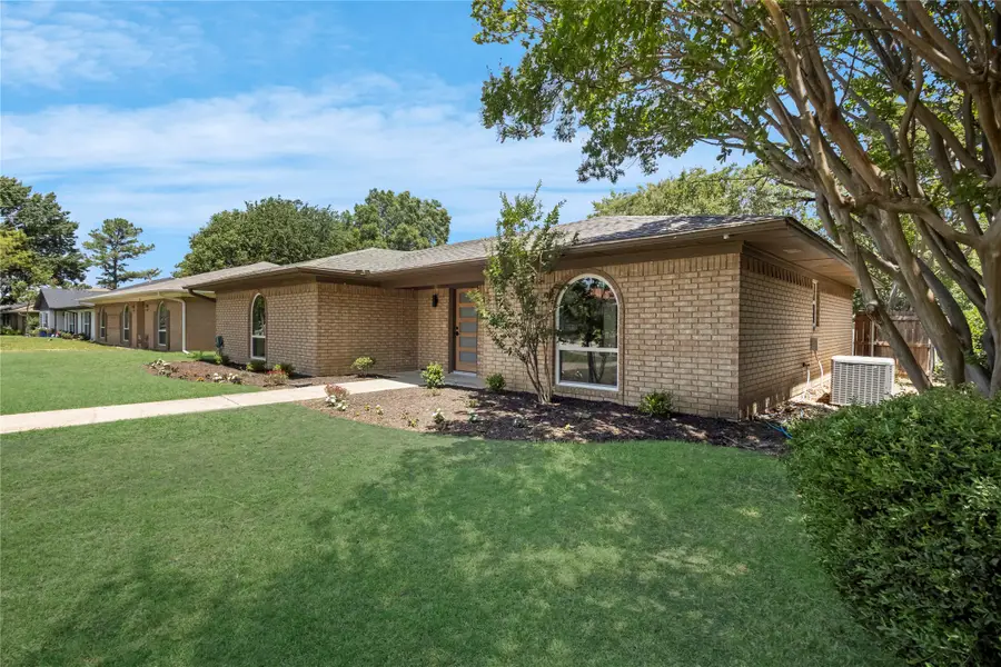 1821 El Paso Street, Lewisville, TX 75077 - #2