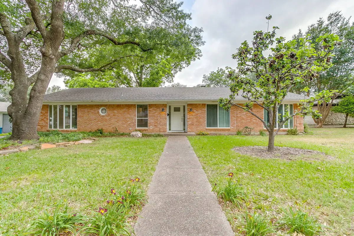 4000 Sundown Drive, Benbrook, TX 76116 - #1