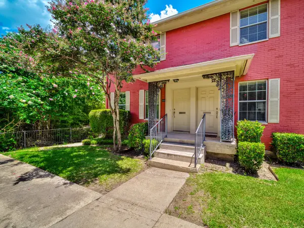 4814 Bradford Drive #4814B, Dallas, TX 75219