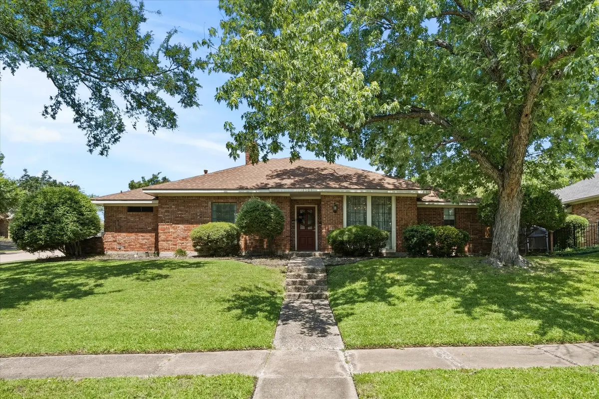 1601 Fairway Circle, Garland, TX 75043 - #1