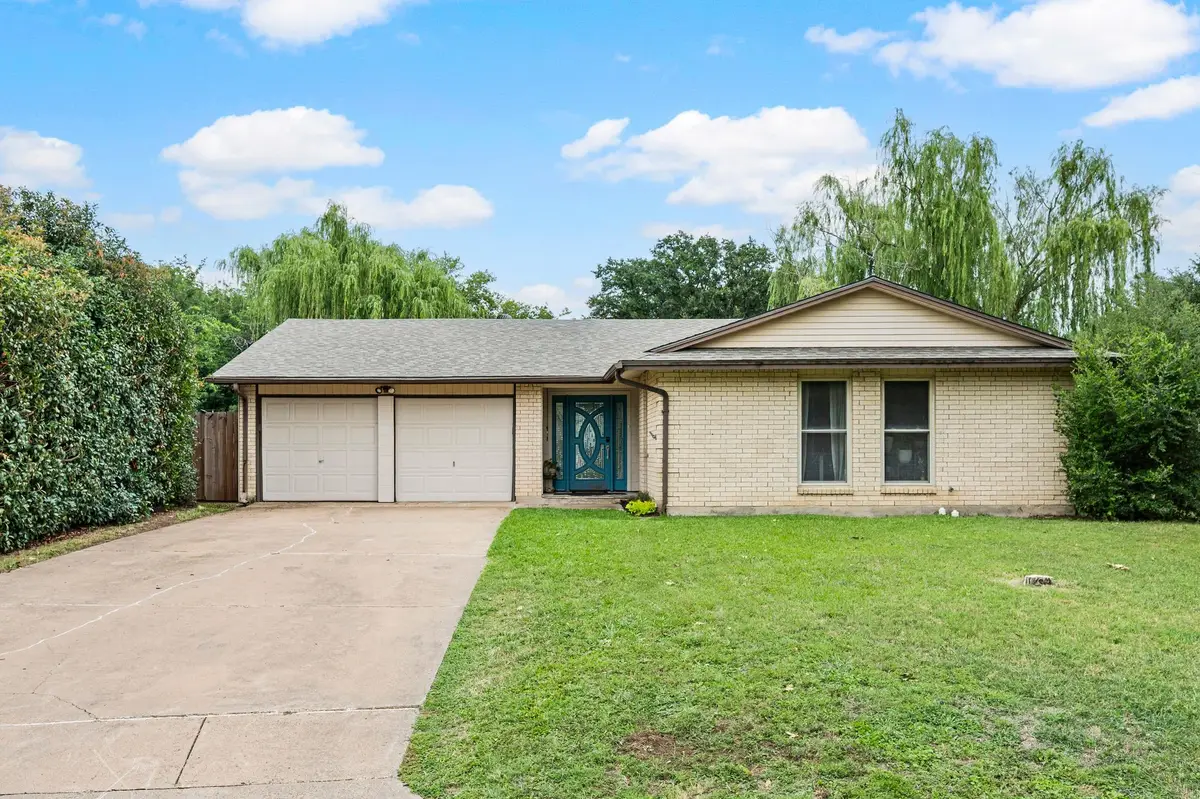 5628 Belfast Lane, North Richland Hills, TX 76180 - #1