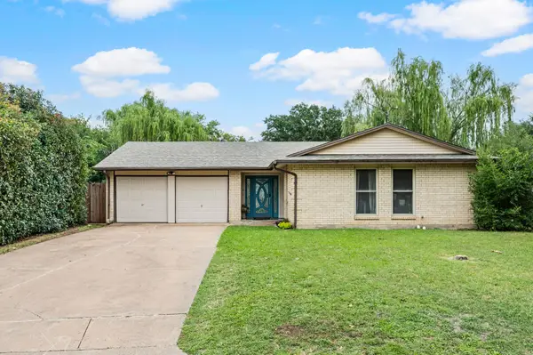 5628 Belfast Lane, North Richland Hills, TX 76180