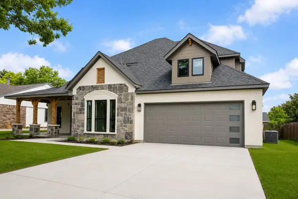 819 Beverly Drive, Grapevine, TX 76051