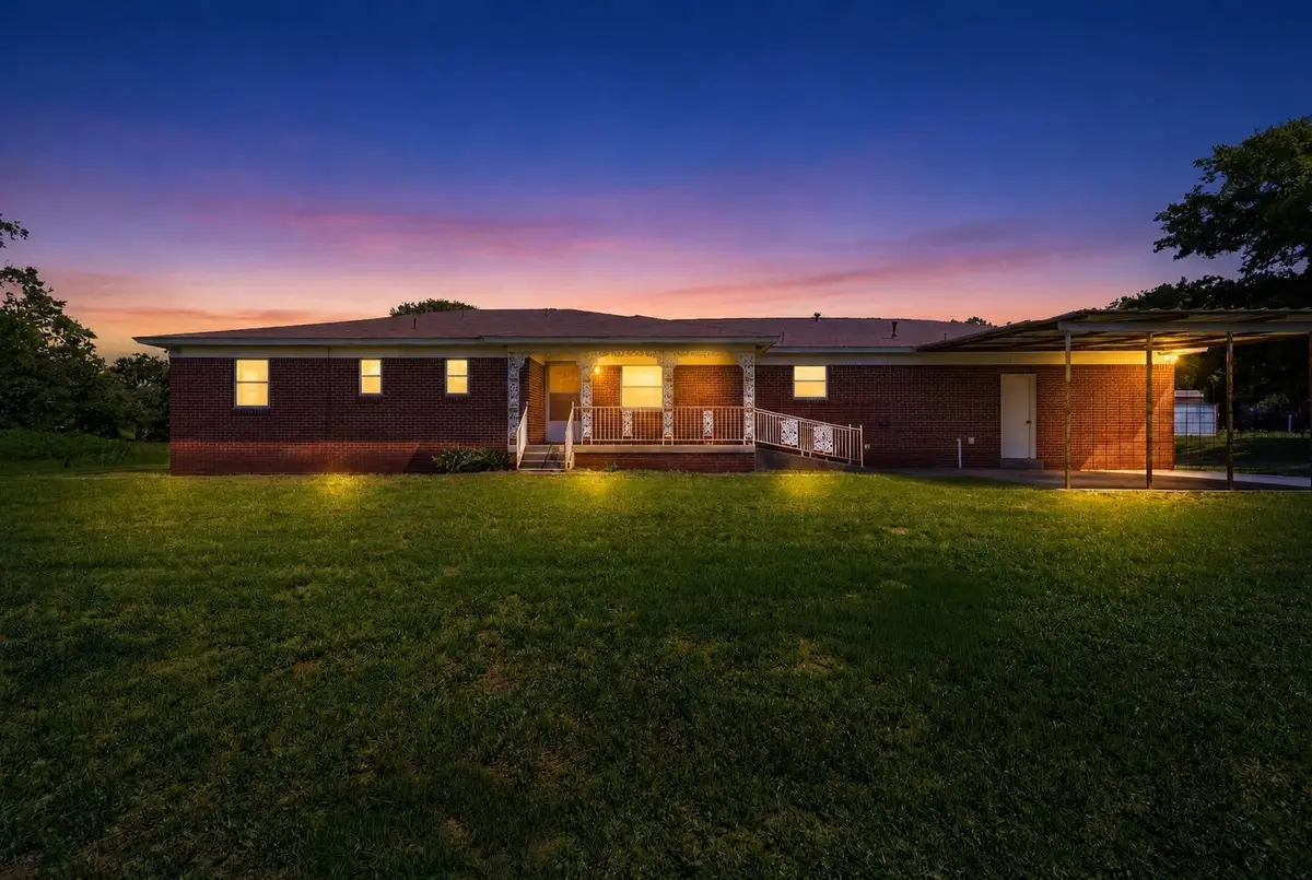 3523 E Highway 199, Springtown, TX 76082 - #1